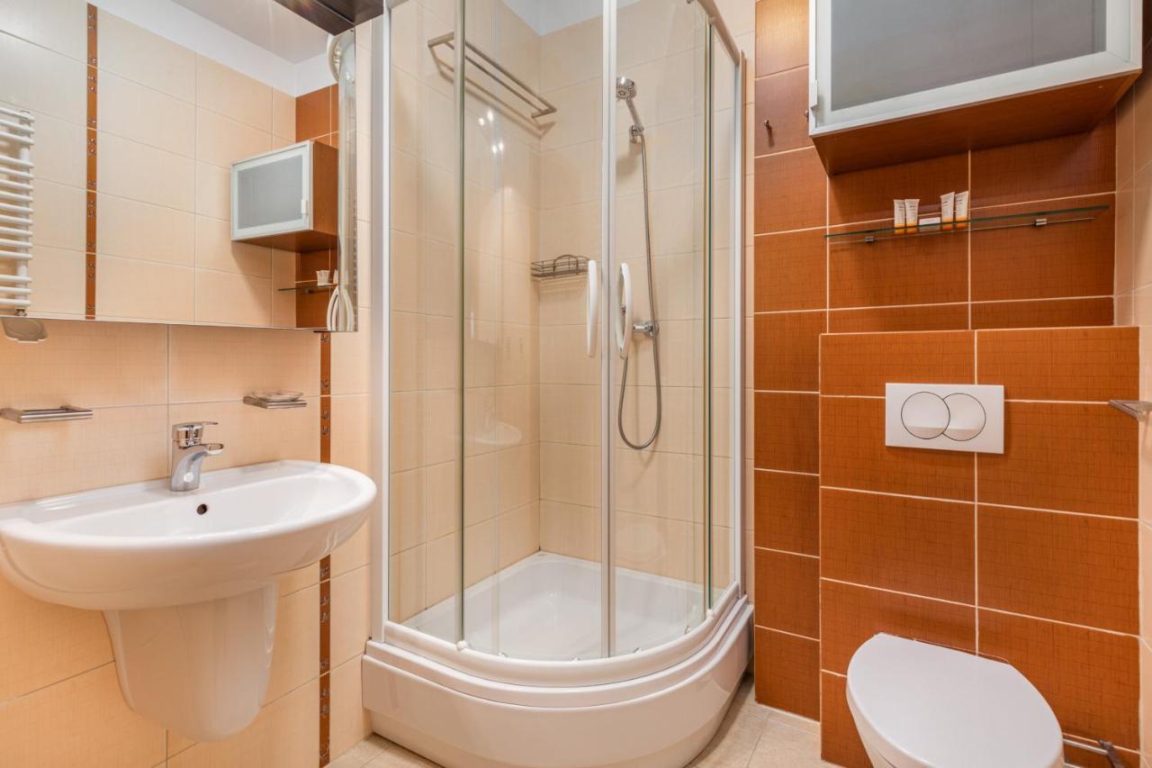 Apartamenty Trzy Korony By Noclegi Renters Swinemünde Exterior foto