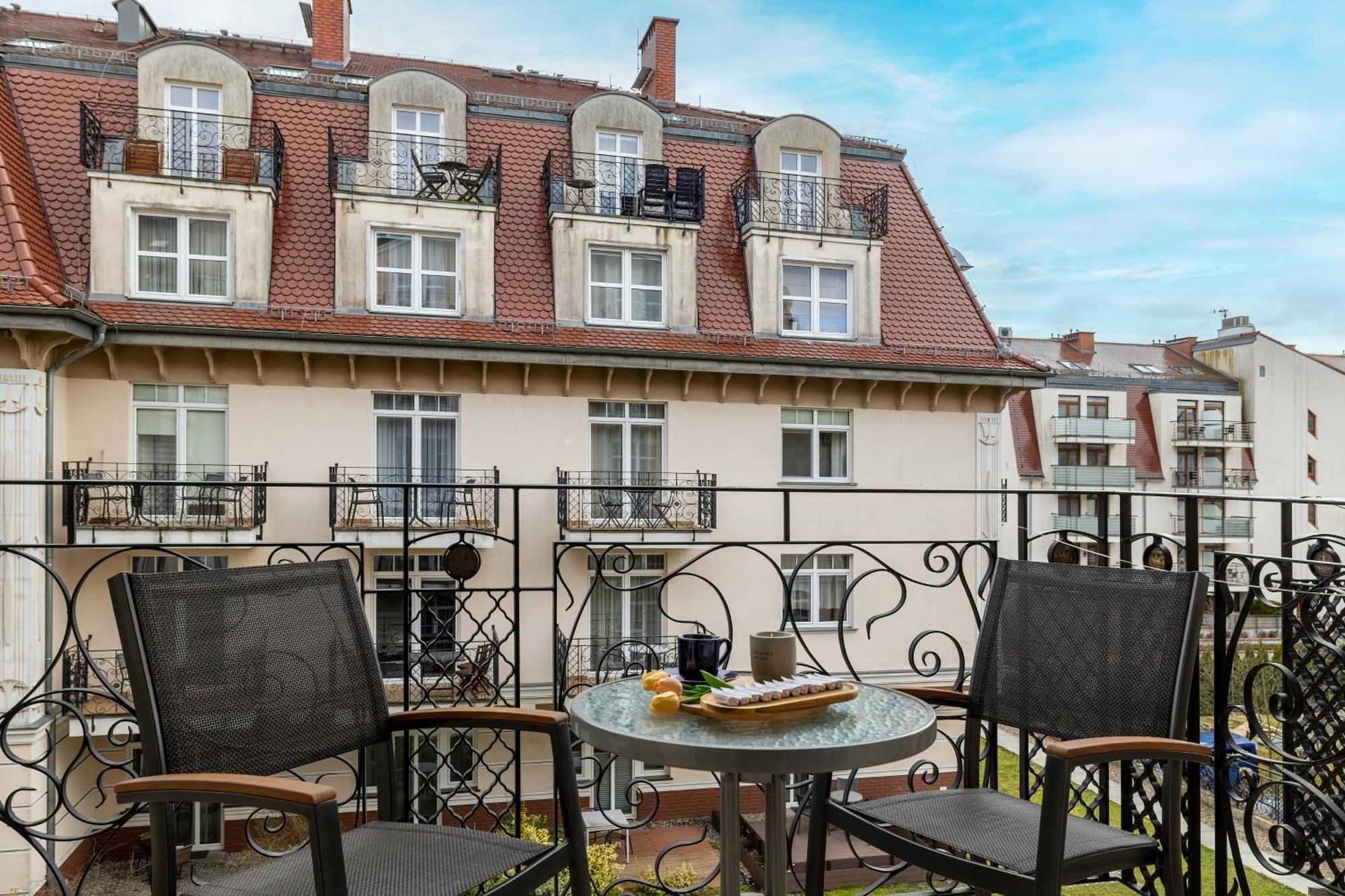Apartamenty Trzy Korony By Noclegi Renters Swinemünde Exterior foto